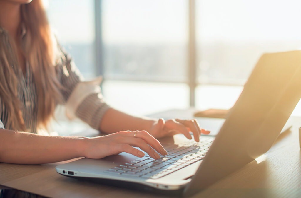 REDACTOR DE MARKETING EN USA